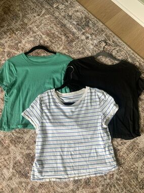 Universal Thread Women's Short Sleeve Tee Trio - Green, Black, White/Blue Stripe